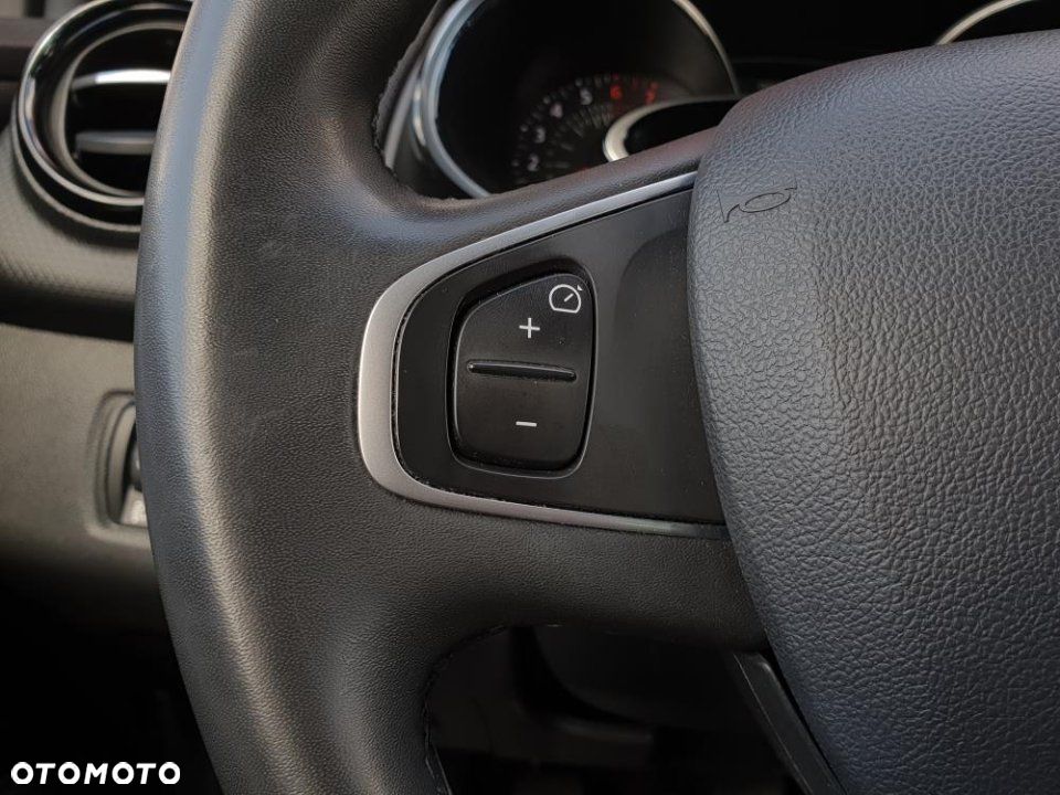 Renault Clio - 15