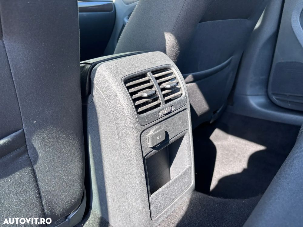 Volkswagen Jetta 1.4 TSI Comfortline - 26