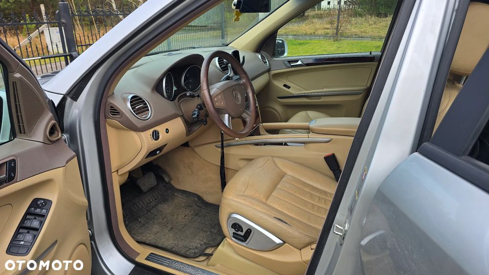 Mercedes-Benz ML 500 7G-TRONIC - 12