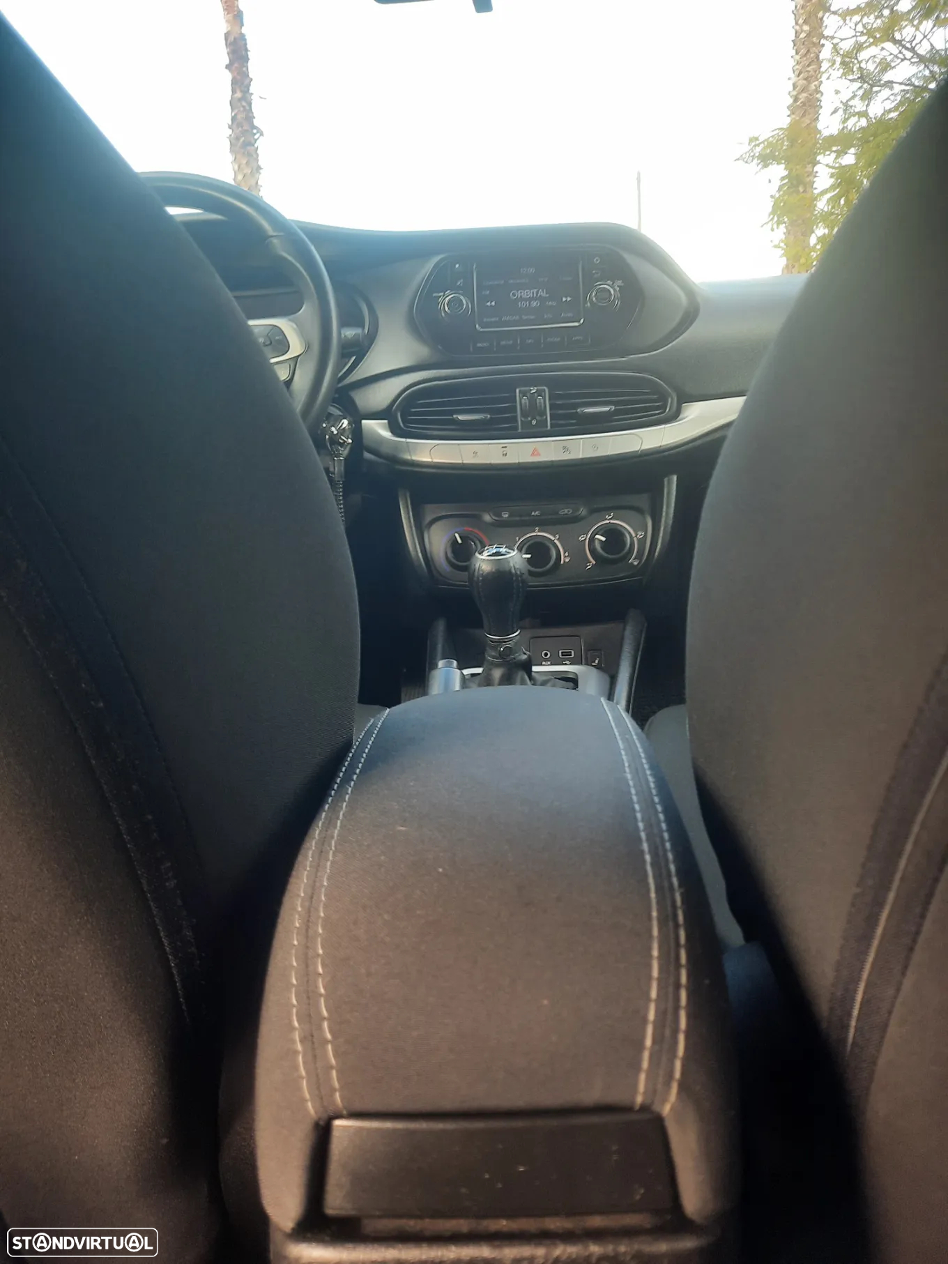 Fiat Tipo Station Wagon 1.3 MultiJet Lounge - 16