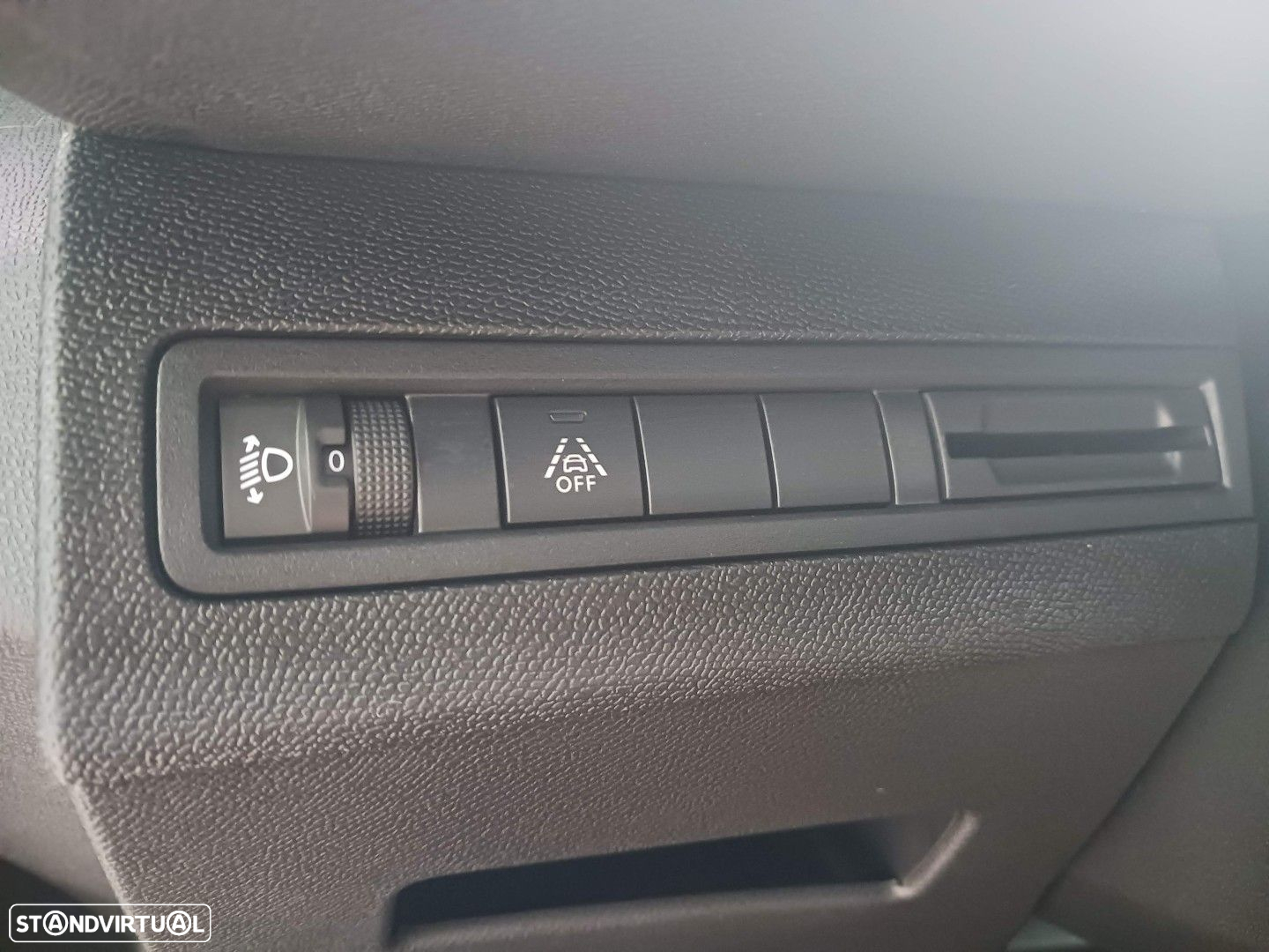Peugeot 5008 1.5 BlueHDi Allure Pack EAT8 - 24