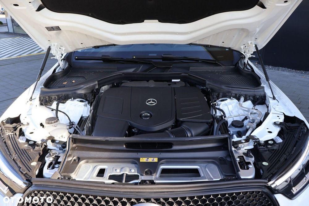 Mercedes-Benz GLC - 27