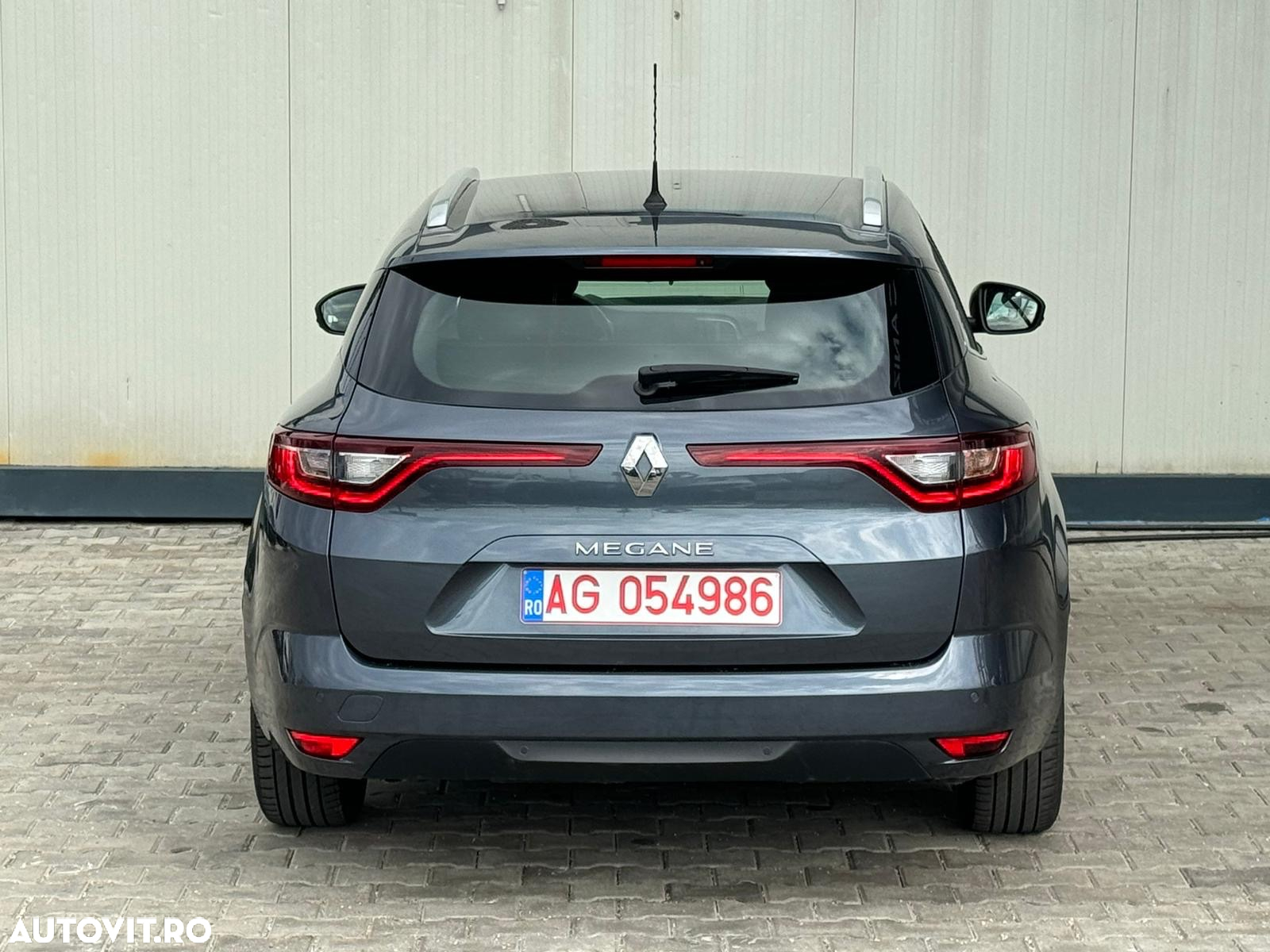 Renault Megane BLUE dCi 115 EDC LIMITED - 11