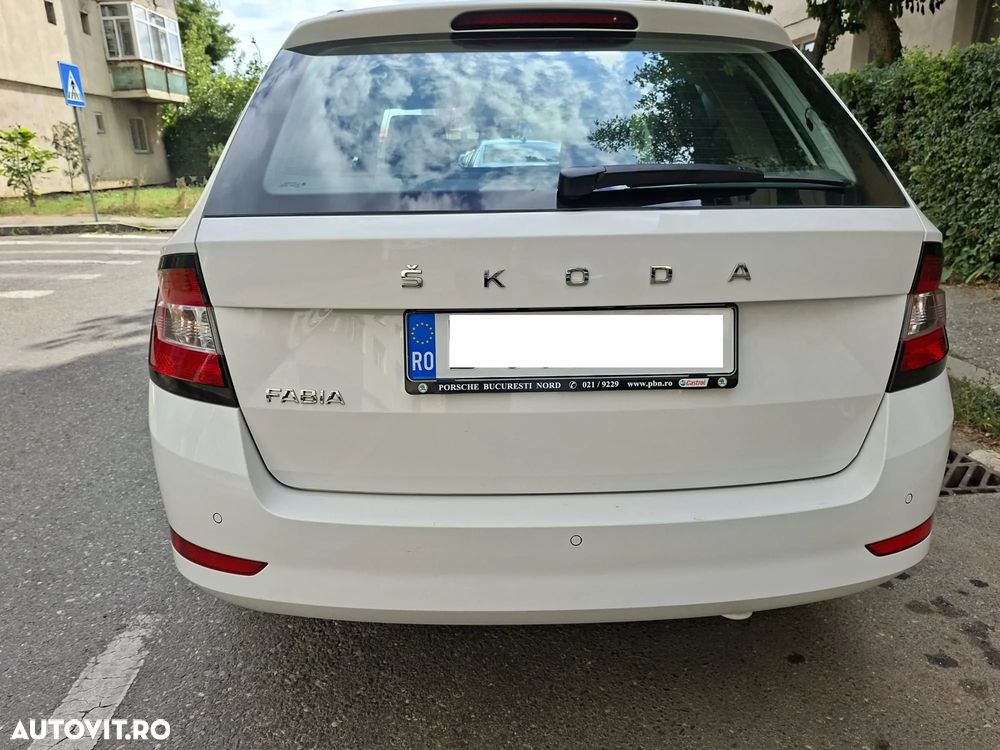 Skoda Fabia 1.0 TSI Ambition - 11