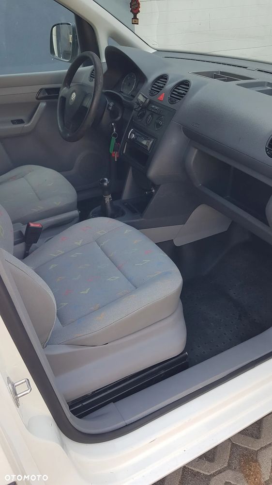 Volkswagen Caddy - 5