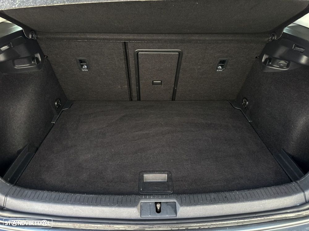 VW Golf 1.0 TSI Stream - 37