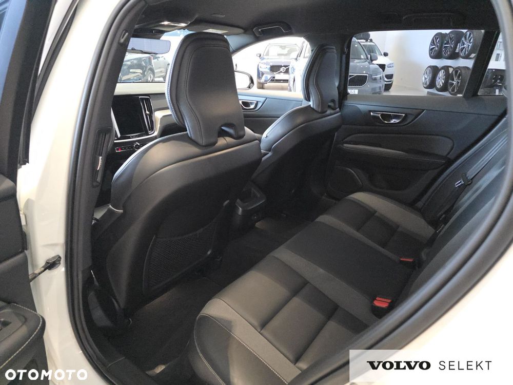 Volvo V60 - 21