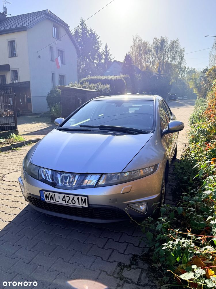 Honda Civic 1.8 Executive NAVI - 18