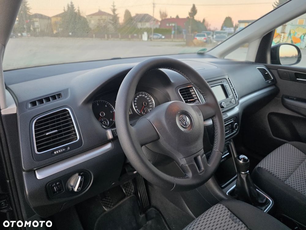 Volkswagen Sharan - 18