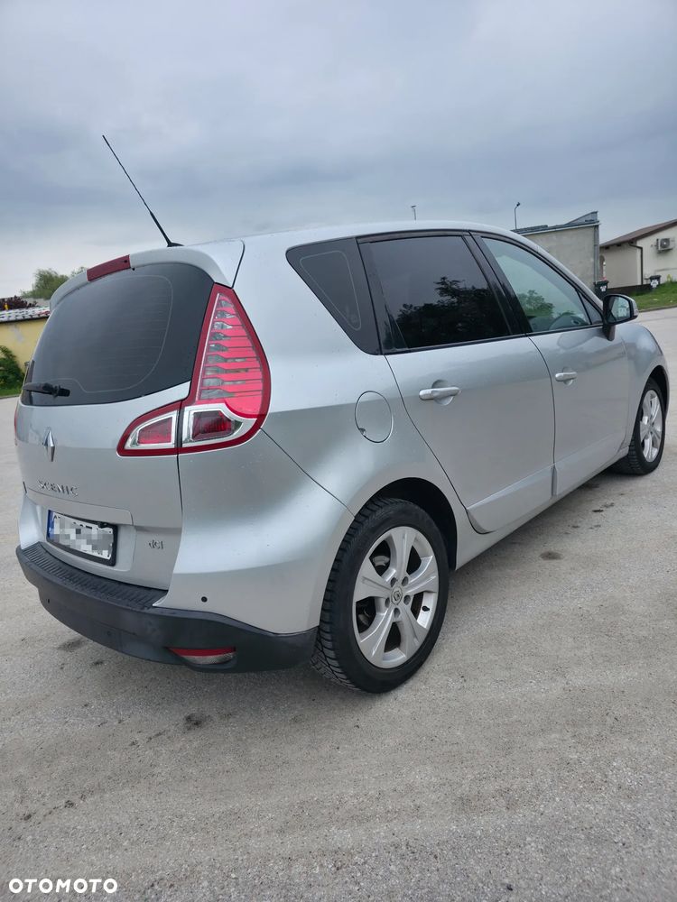 Renault Scenic 1.5 dCi Bose EDition EDC - 10