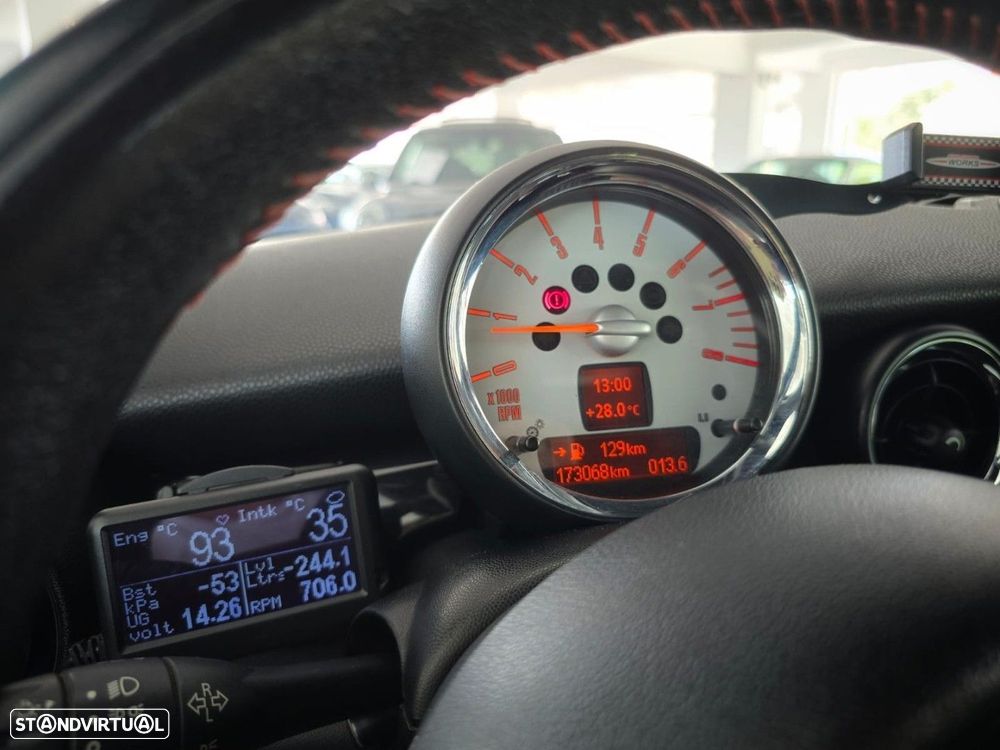 MINI 3 Portas John Cooper Works - 16