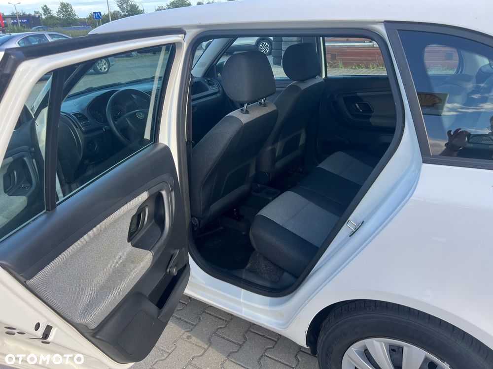 Skoda Fabia 1.6 TDI DPF Comfort - 9