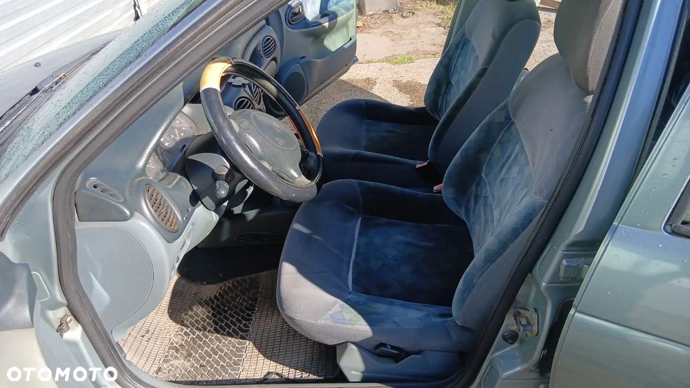 Tylko Części Renault Megane I PHI 1.6 8v K4M702 90KM 66kW 5d hb 95-99r Lakier MV920 - 9