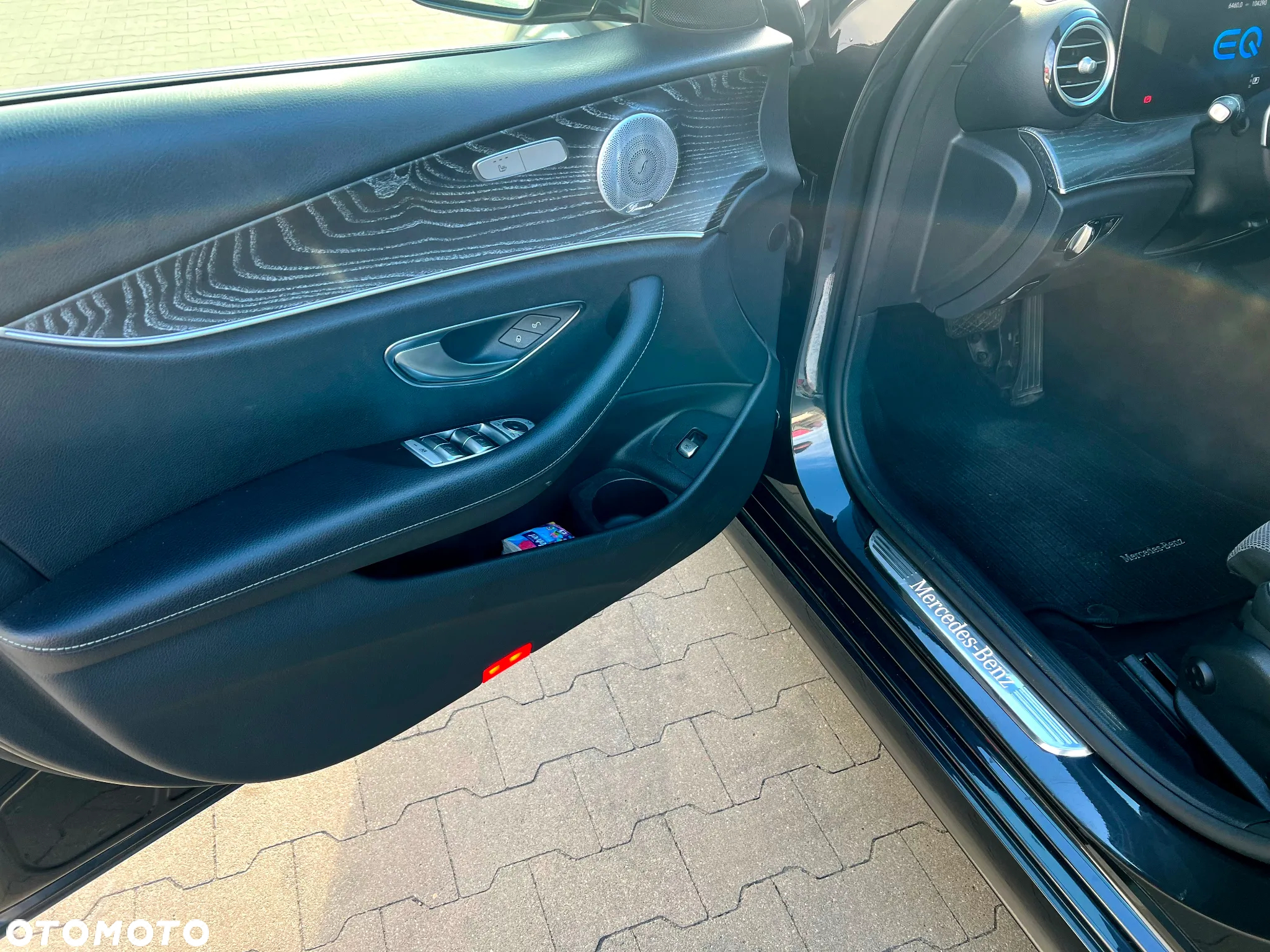 Mercedes-Benz Klasa E 300 de 4Matic T 9G-TRONIC AMG Line - 22
