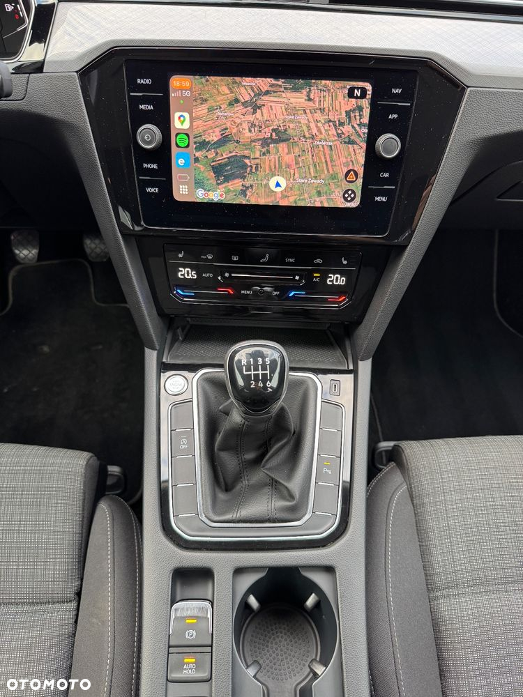 Volkswagen Passat 2.0 TDI EVO Business - 19