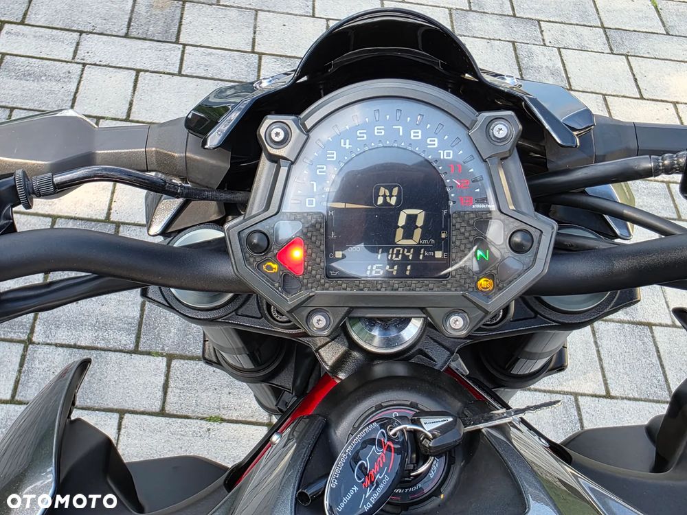 Kawasaki Z 900 - 14