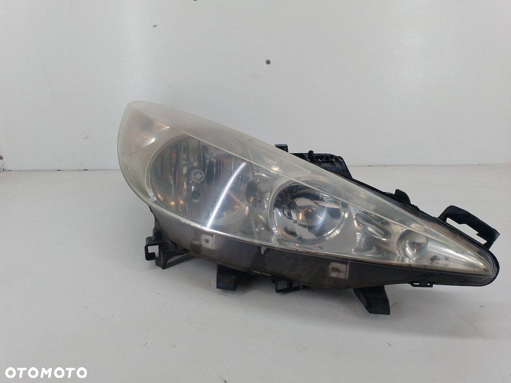 LAMPA PRZÓD PRAWA PEUGEOT 207 HATCHBACK 5 DRZWI TYC - 1
