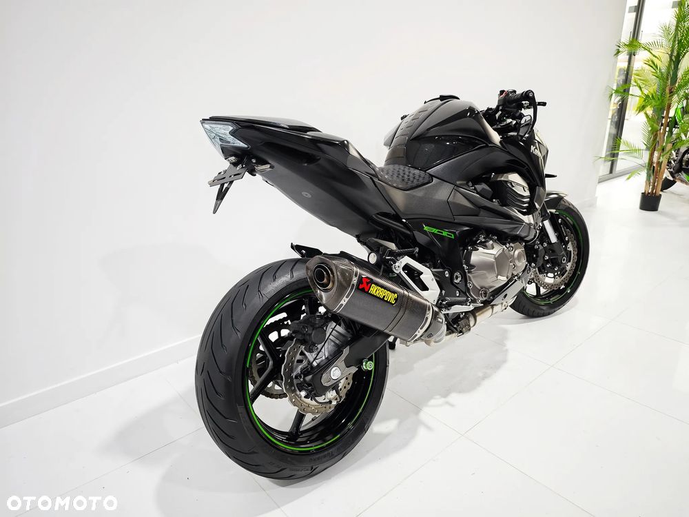 Kawasaki Z - 11