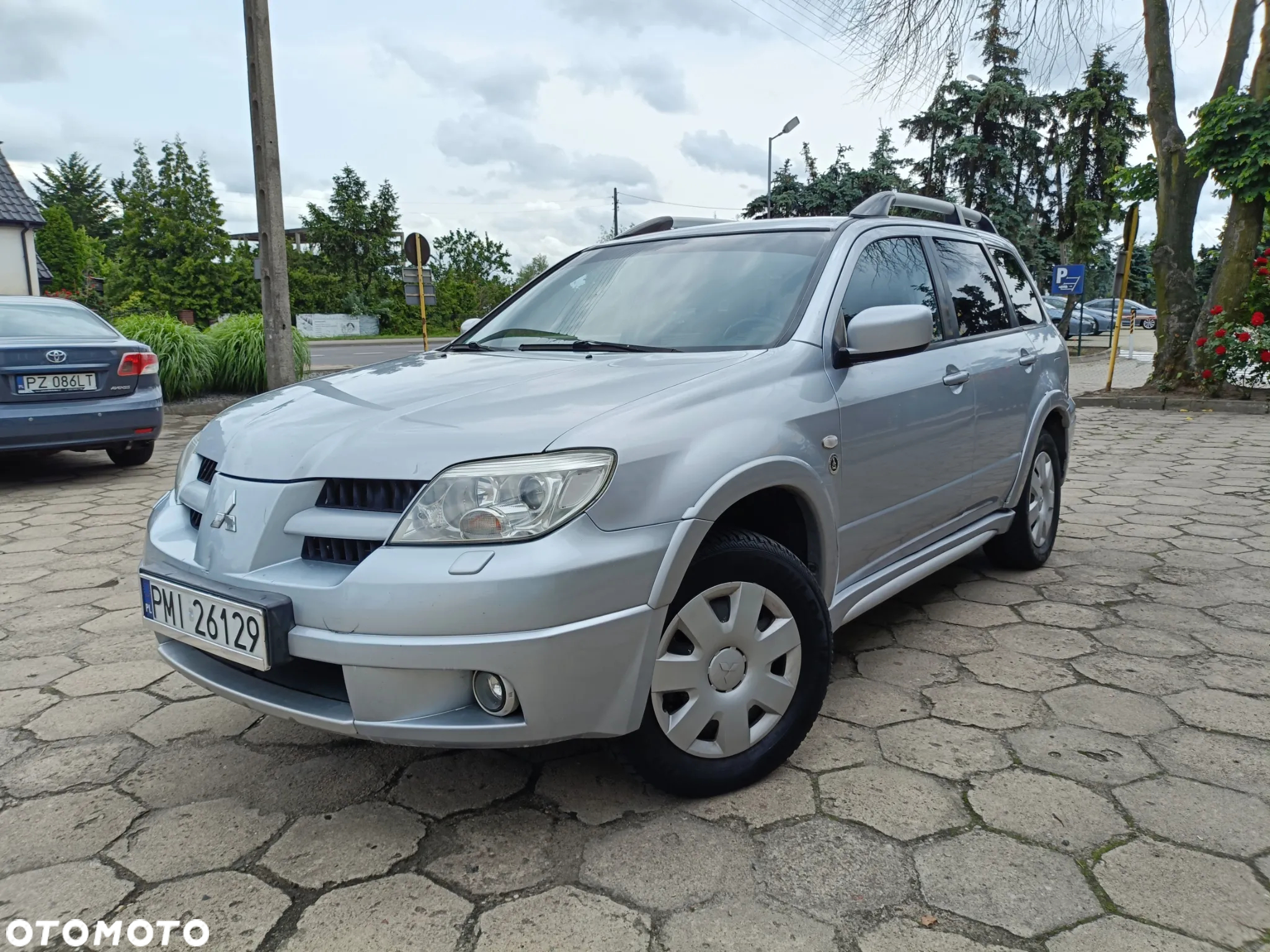 Mitsubishi Outlander 2.4 Dakar - 2