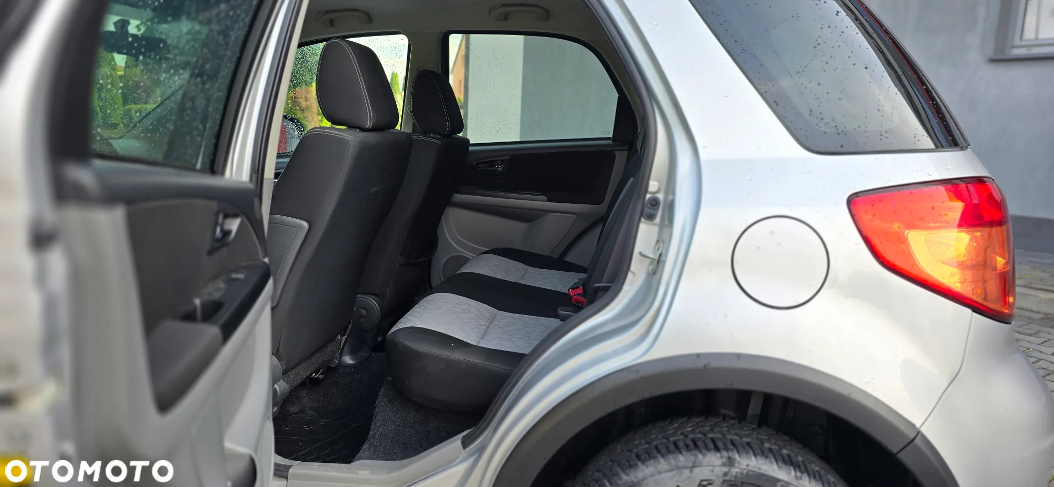 Suzuki SX4 1.6 Comfort 4WD - 19