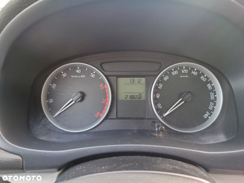 Skoda Roomster 1.6 16V - 17