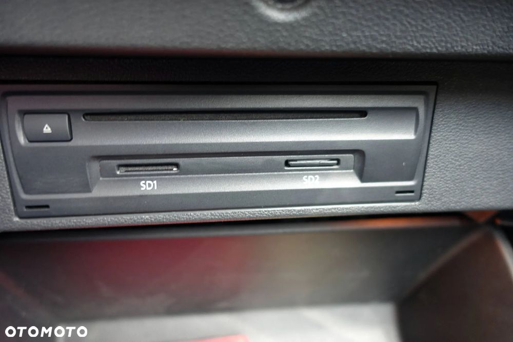 Volkswagen T-Roc 2.0 TDI SCR 4MOTION DSG R-Line - 36