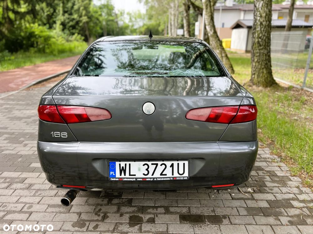 Alfa Romeo 166 - 31