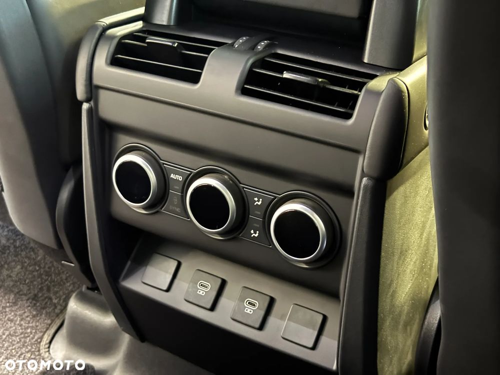 Land Rover Defender 110 D250 X-Dynamic HSE - 10