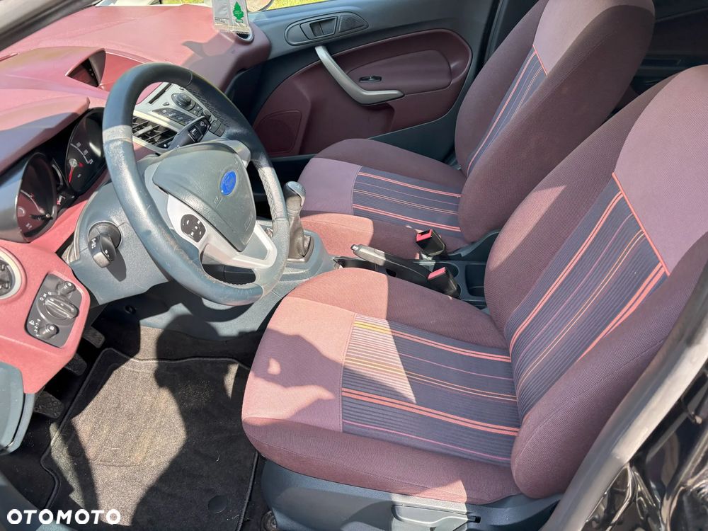 Ford Fiesta 1.4 Gold X - 6