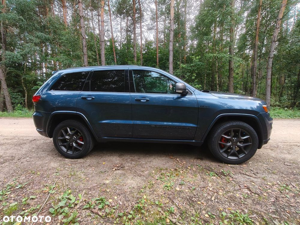 Jeep Grand Cherokee - 4