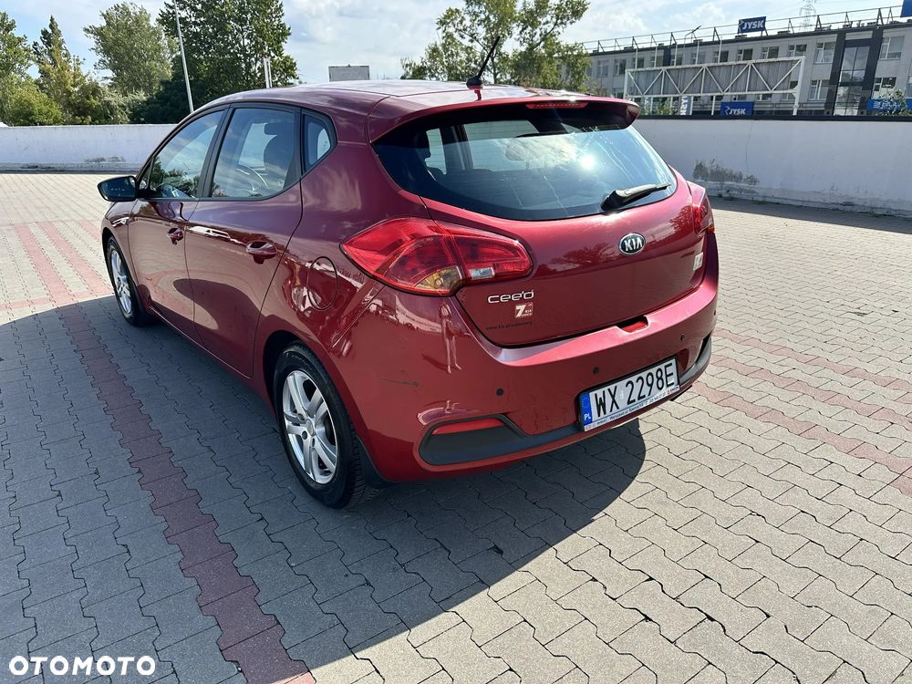 Kia Ceed 1.4 L - 3