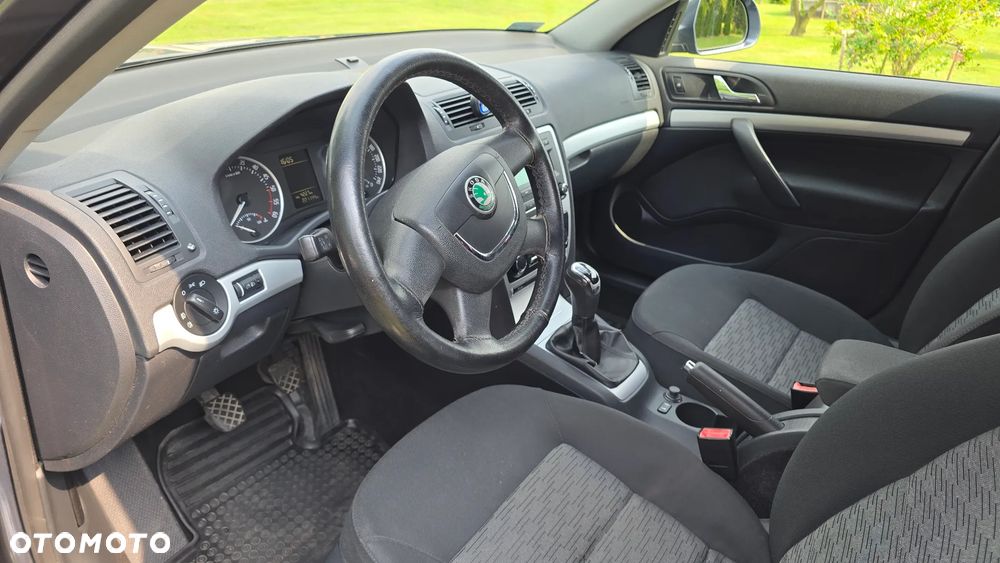 Skoda Octavia 1.6 TDI Ambiente - 15