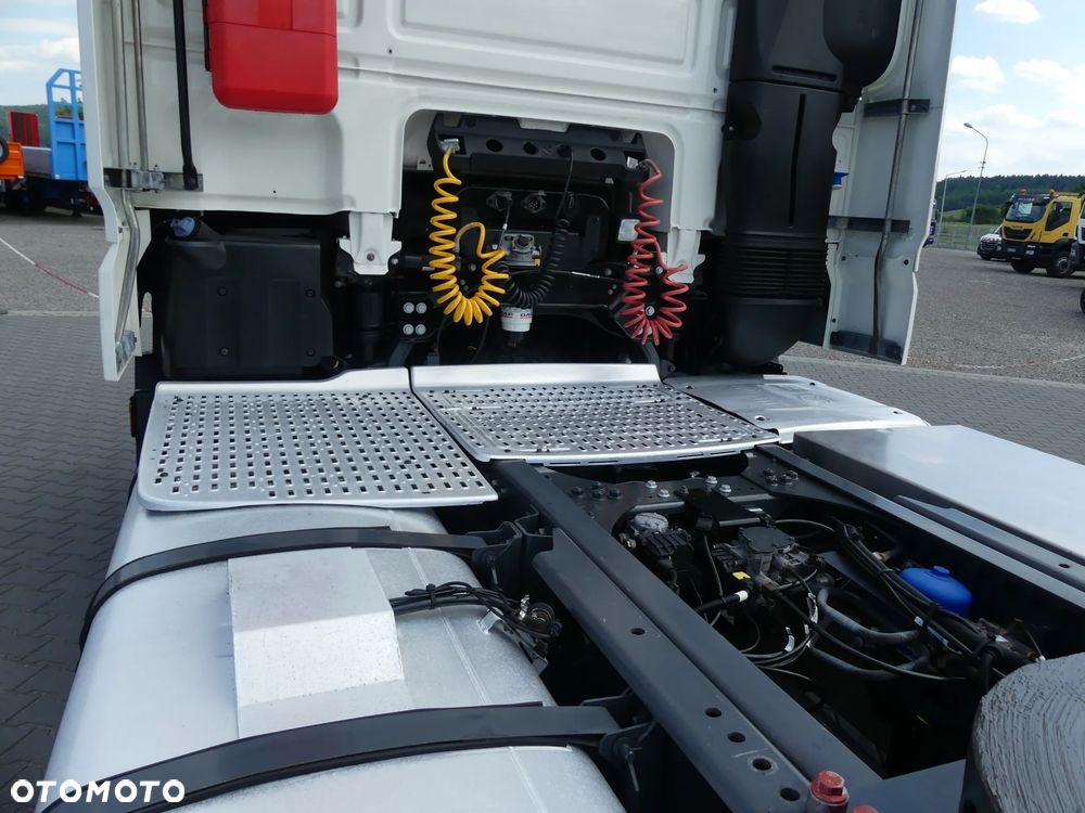 DAF XF 106.480 / KLIMATYZACJA POSTOJOWA / EURO 6 / STANDARD / - 17