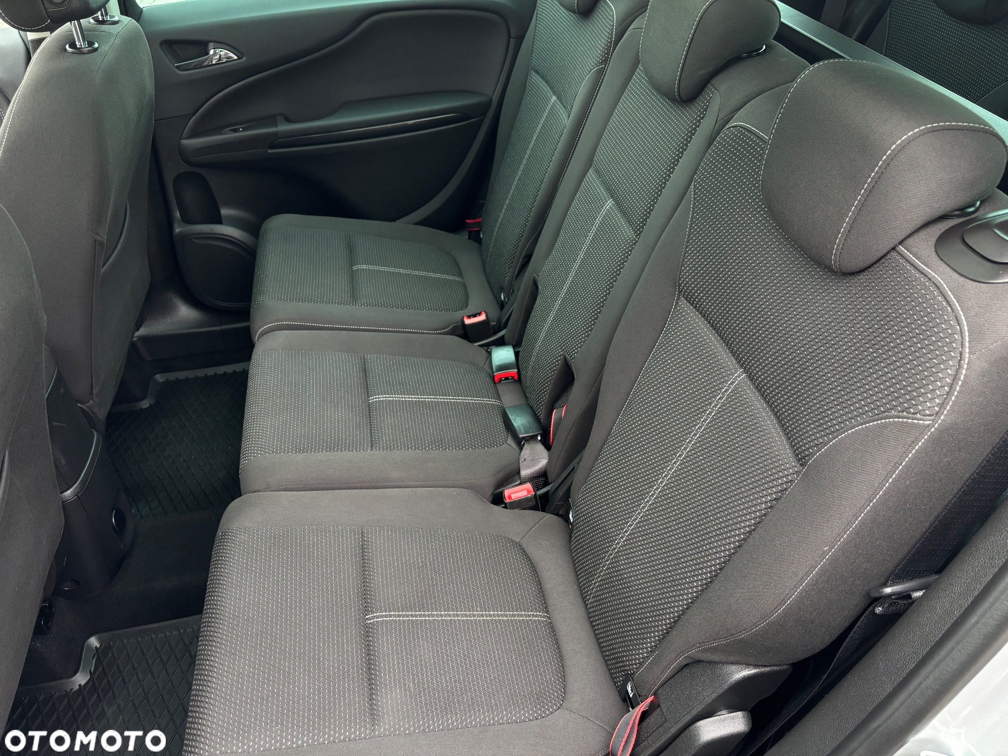 Opel Zafira Tourer 2.0 CDTI Automatik Business Innovation - 13