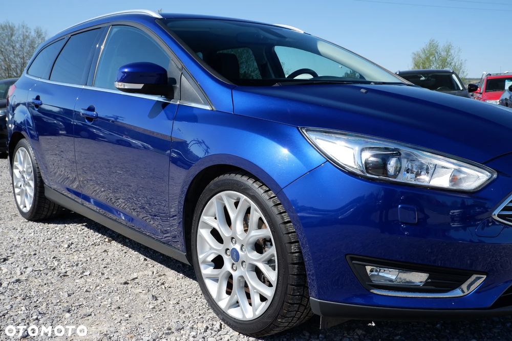 Ford Focus SW 1.5 EcoBoost S&S TITANIUM - 2
