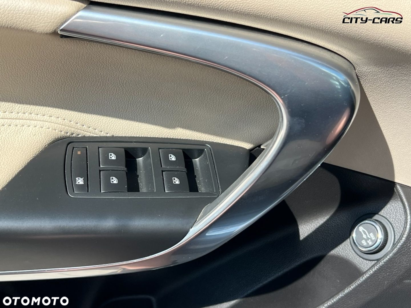Opel Insignia - 23