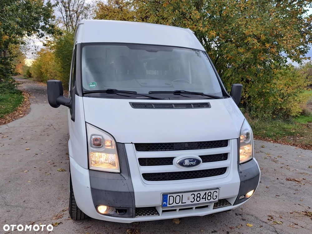 Ford Transit - 25