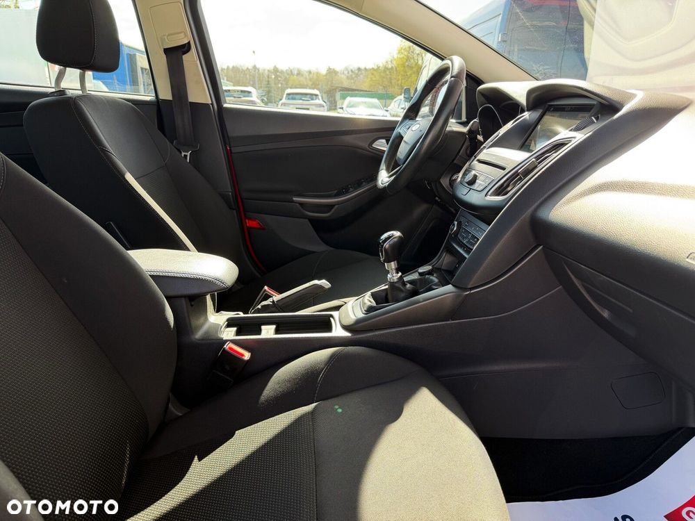 Ford Focus 1.5 EcoBoost SYNC Edition ASS - 25