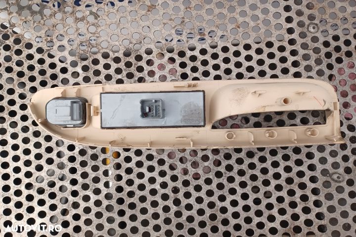 Butoane geam sofer Volkswagen VW Passat B6  [din 2005 pana  2010] seria wagon 5-usi 2.0 BlueTDI DSG - 2