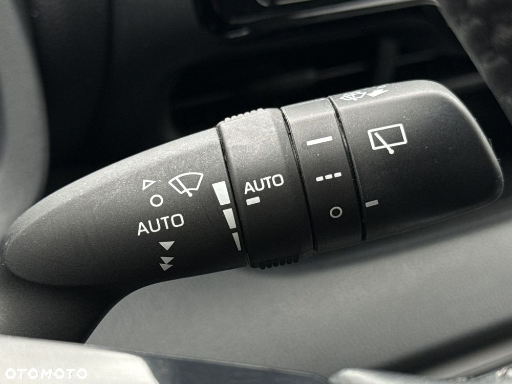 Toyota Yaris Hybrid 1.5 Comfort - 21