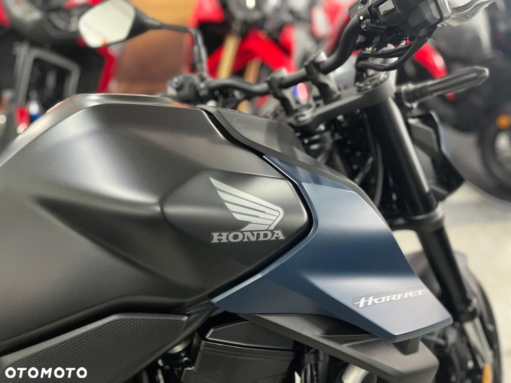 Honda CB - 3