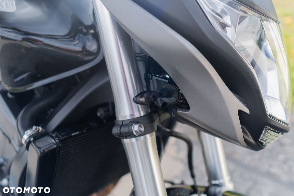 Honda Hornet - 16