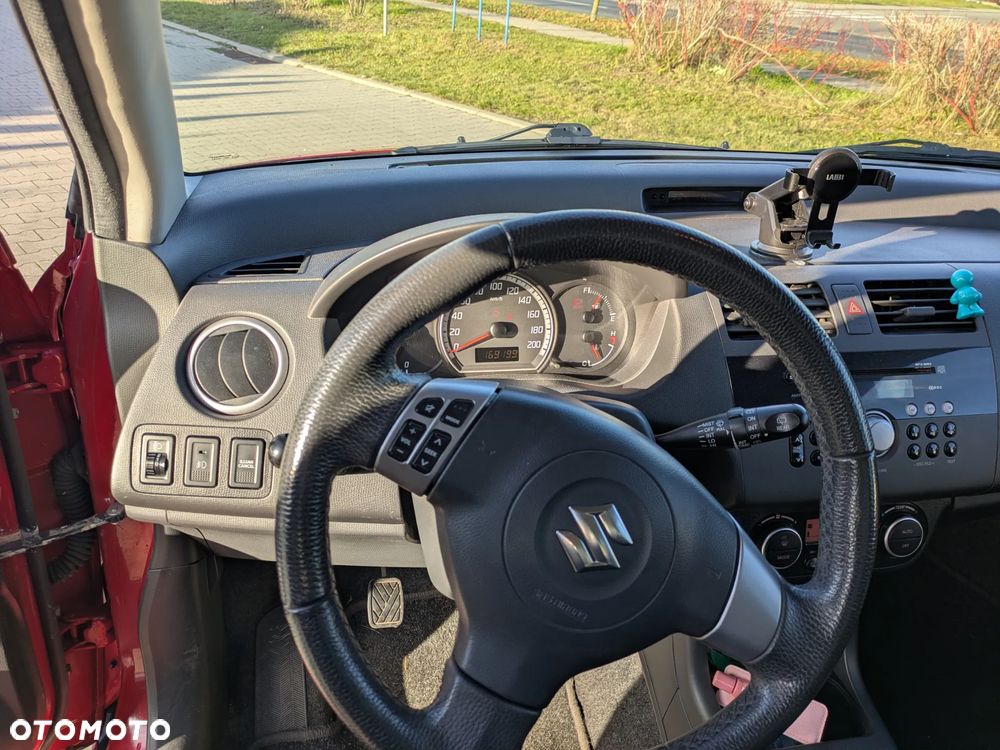 Suzuki Swift 1.3 DDiS GLX / Comfort - 13