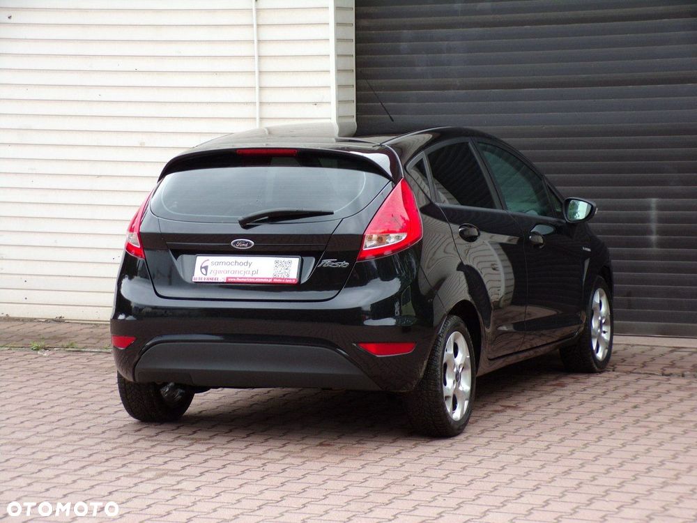 Ford Fiesta - 13