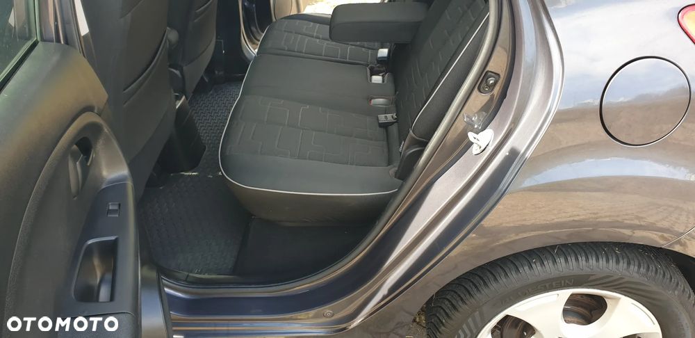 Kia Venga 1.6 Business Line - 21