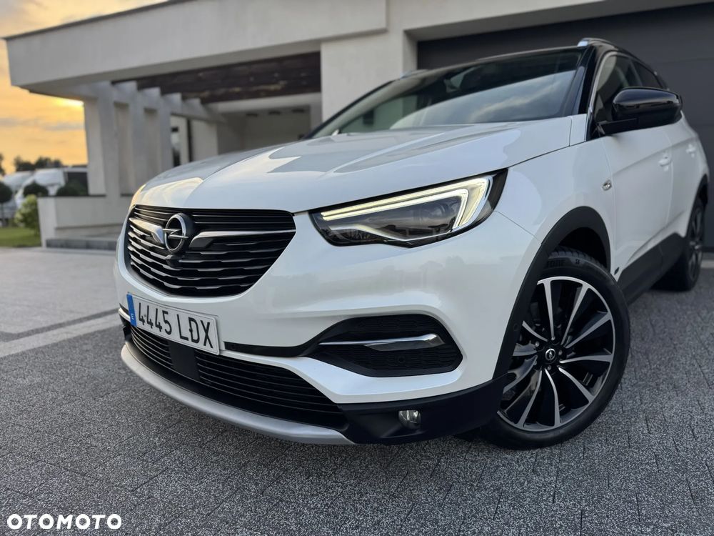 Opel Grandland X Plug-in-Hybrid4 1.6 DI Start/Stop Ultimate - 2