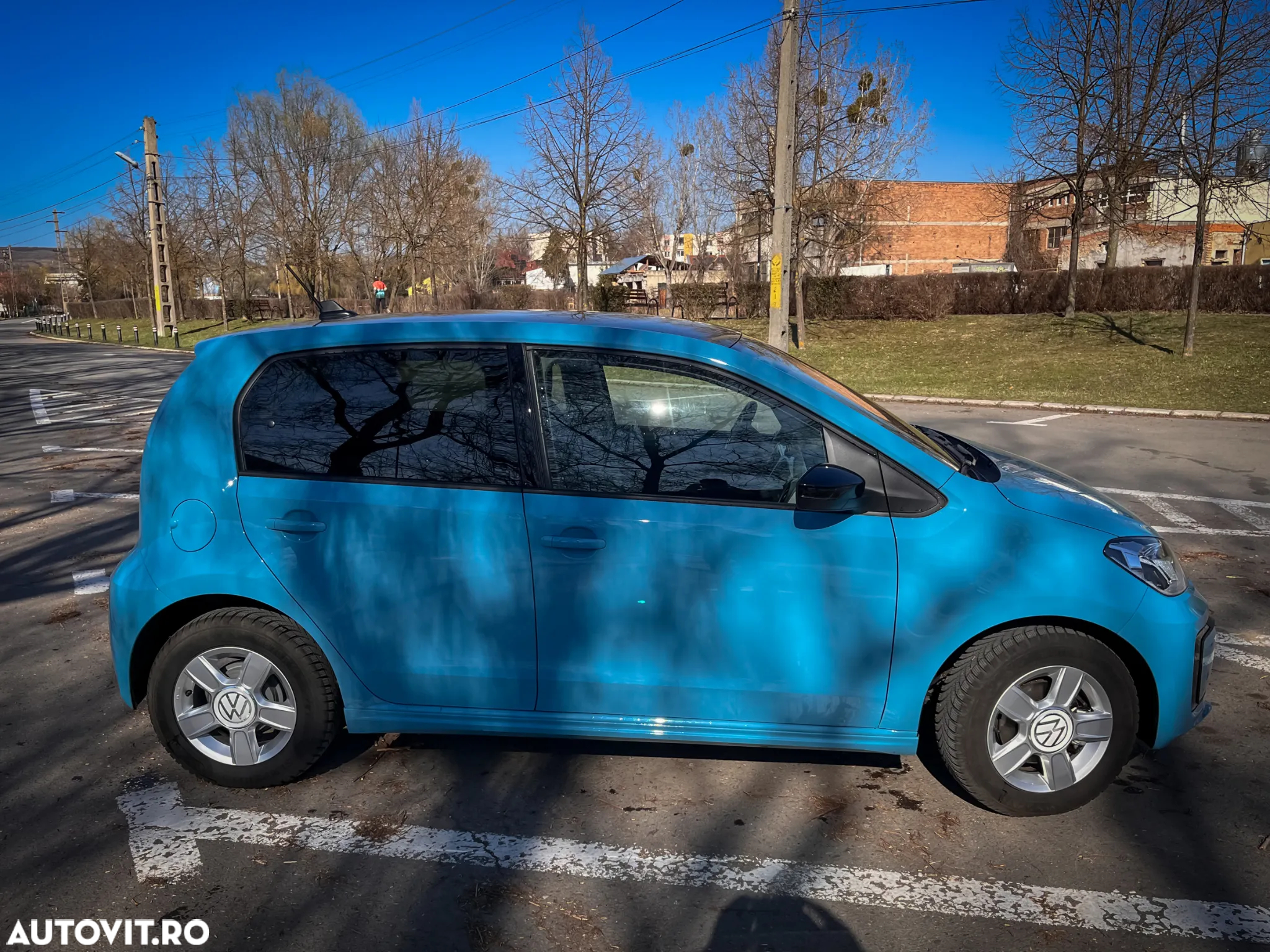 Volkswagen up! e-up! 32.3 kWh - 4