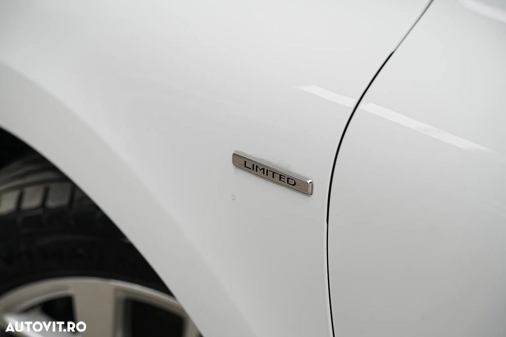 Renault Clio (Energy) TCe 90 Start & Stop LIMITED - 37