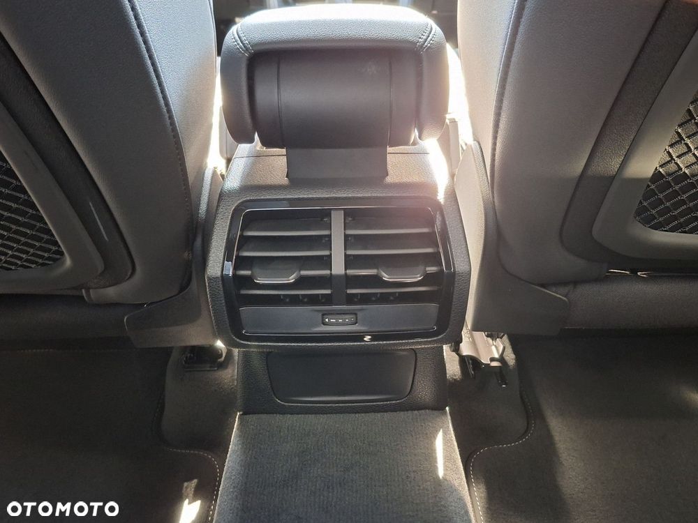 Audi Q3 Sportback - 27