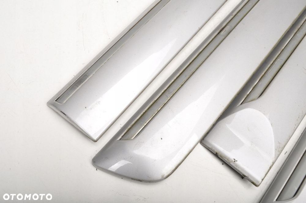 SUZUKI GRAND VITARA XL-7 LISTWY DRZWI KOMPLET - 10